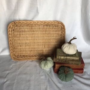 Vintage wicker tray for basket wall